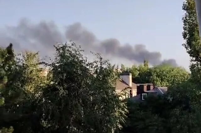    Чем грозит крупный пожар в промзоне Азова рядом с нефтебазой?