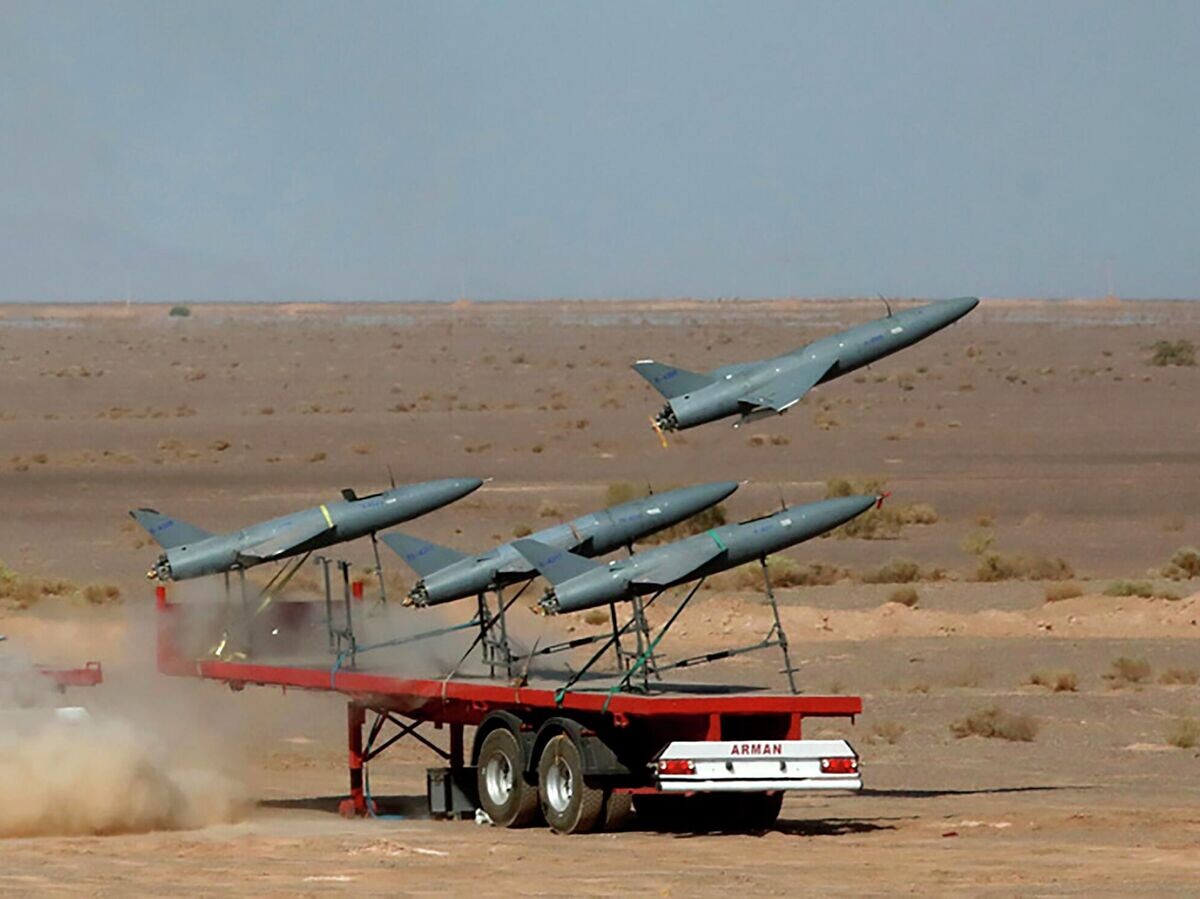    Запуск беспилотников во время учений в Иране© AP Photo / Iranian Army