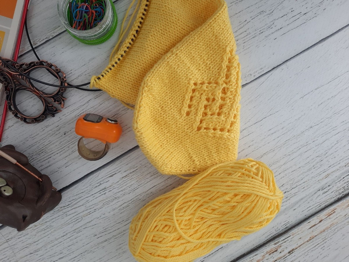 Первый вариант носков от мыска 