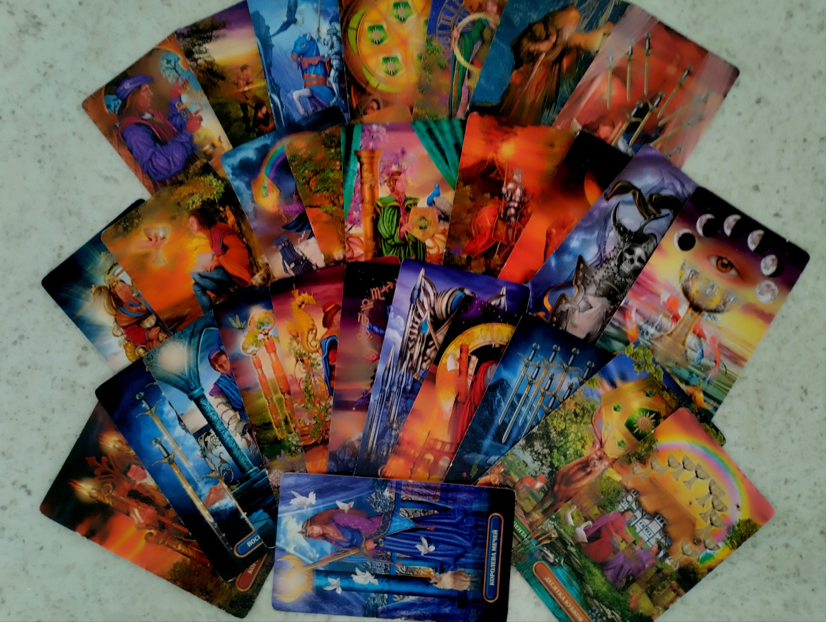 Личное фото автора.Загадывайте человека и узнаем, скучает ли он по вам. Аналитика на Таро