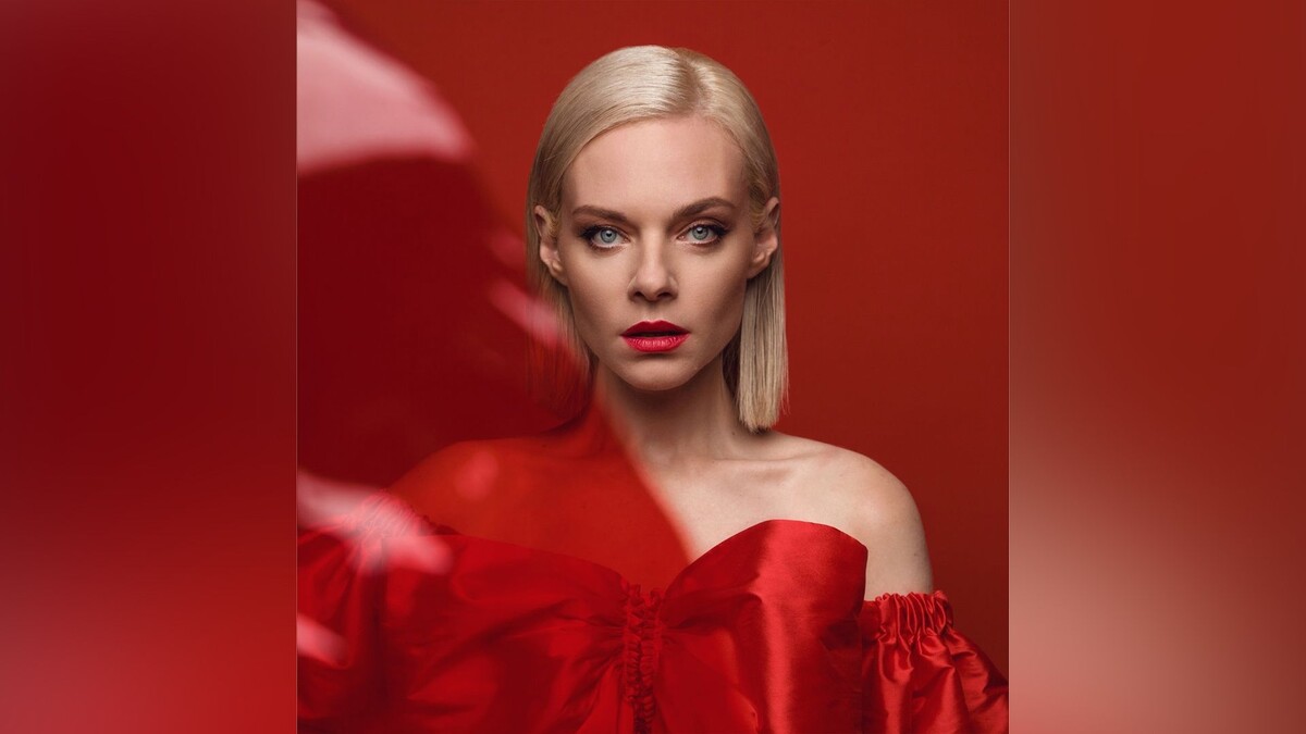  Анна Алина