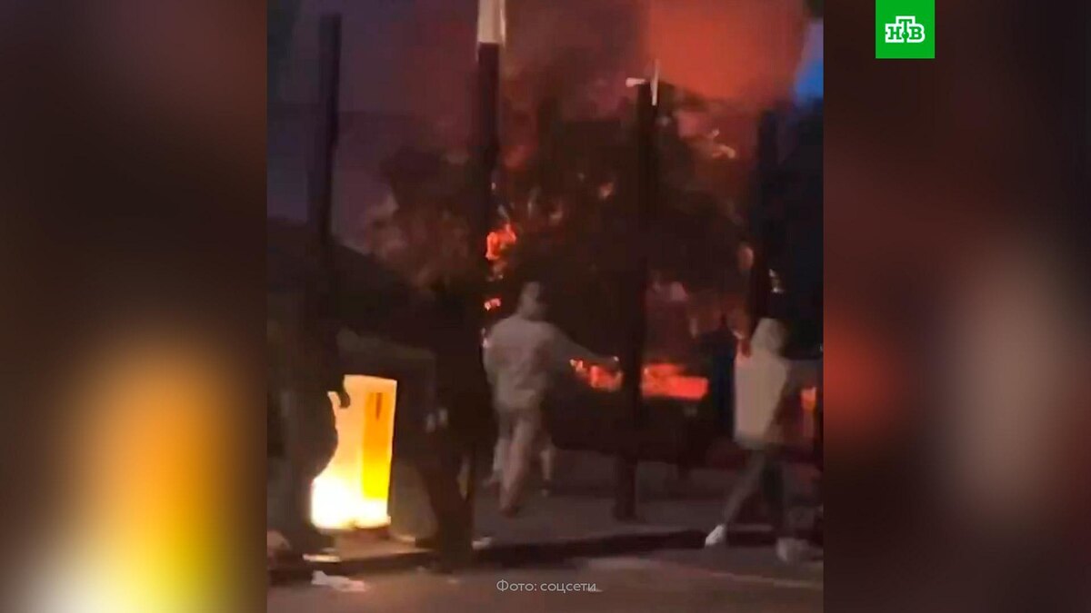    Ультраправые в Британии пытались поджечь отели с мигрантами