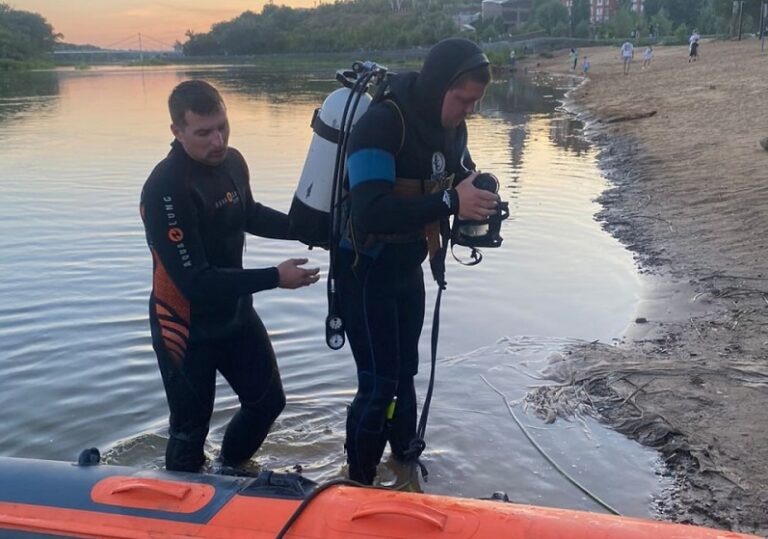    В Оренбурге на Урале ищут утонувшего 39-летнего мужчину Марина Шарт