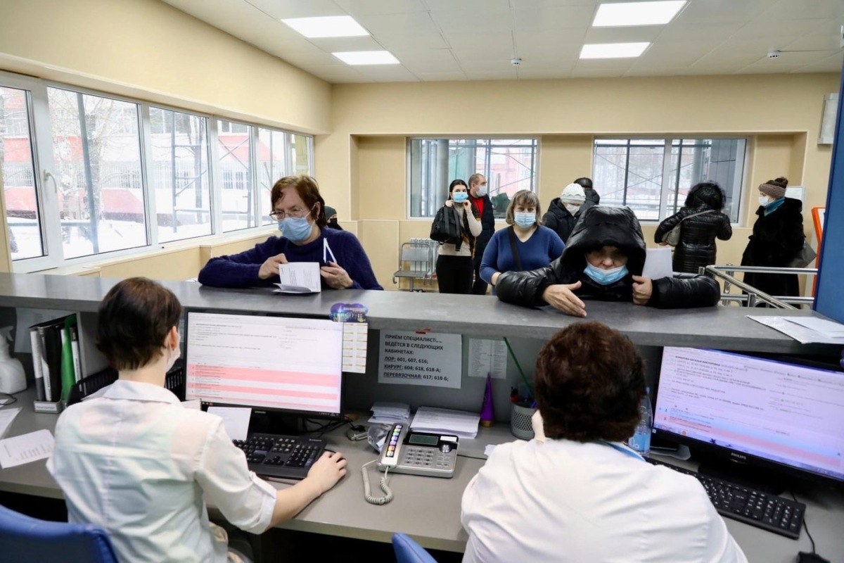    Югорчанам рассказали о 10 способах записи на прием к врачу