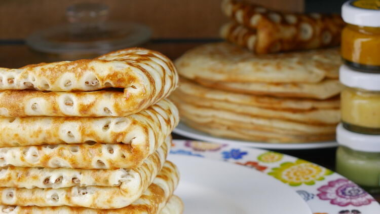 Дрожжевые блины на полдник