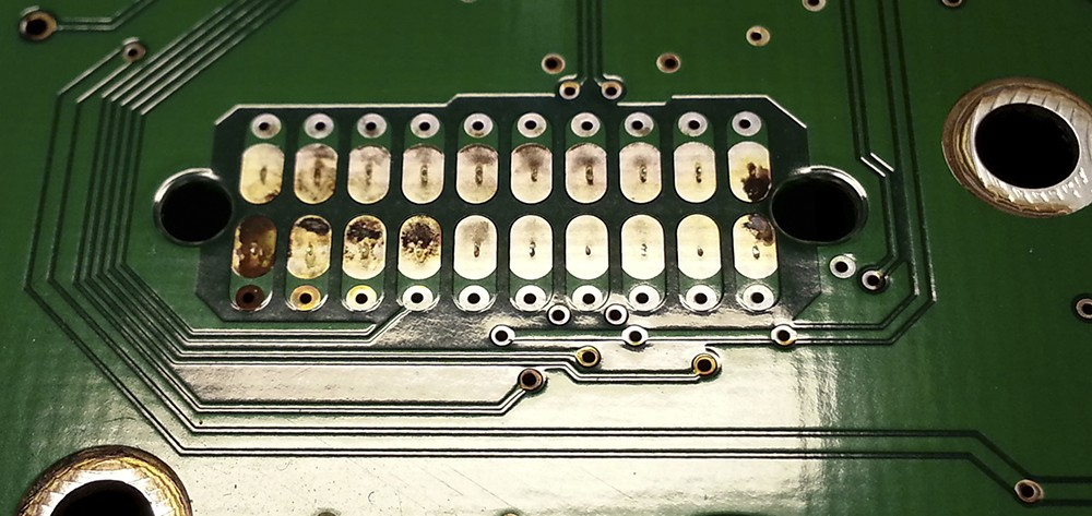 окисленные контакты контроллера