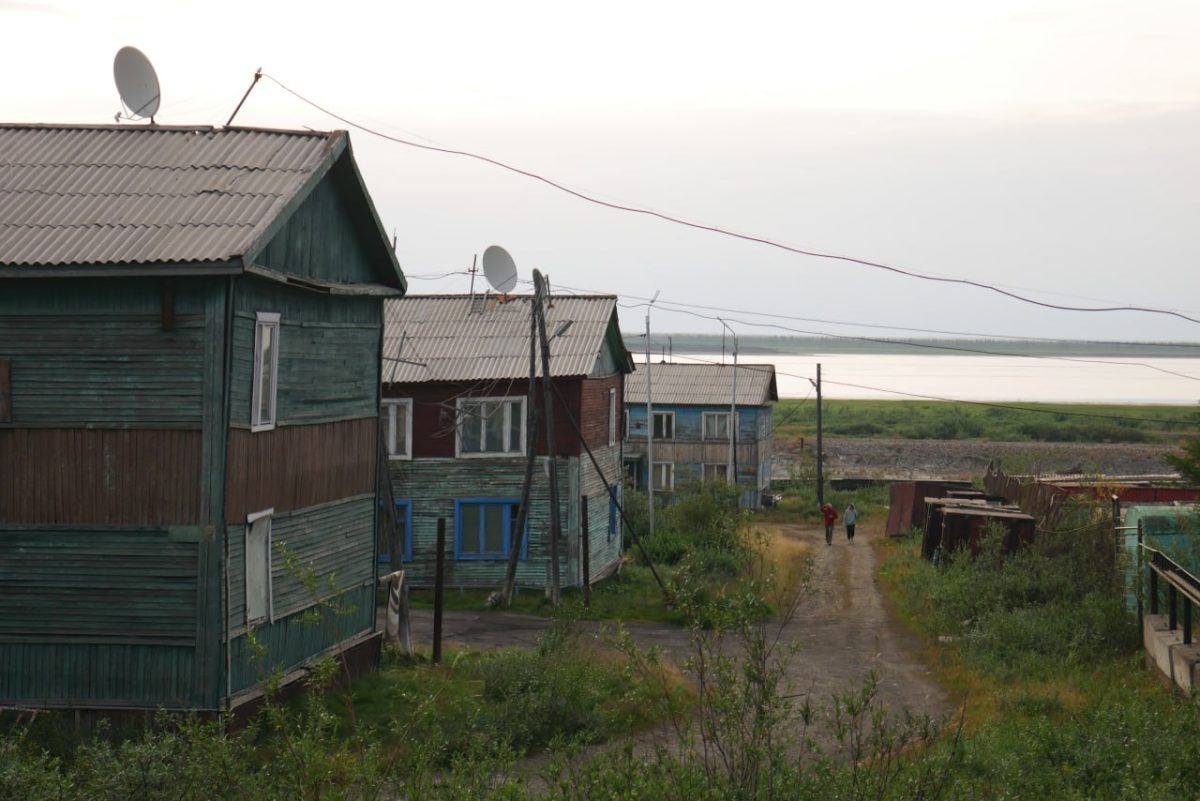    В Хатанге проживает около 2,6 тысячи человек, среди них – представители малых коренных народов