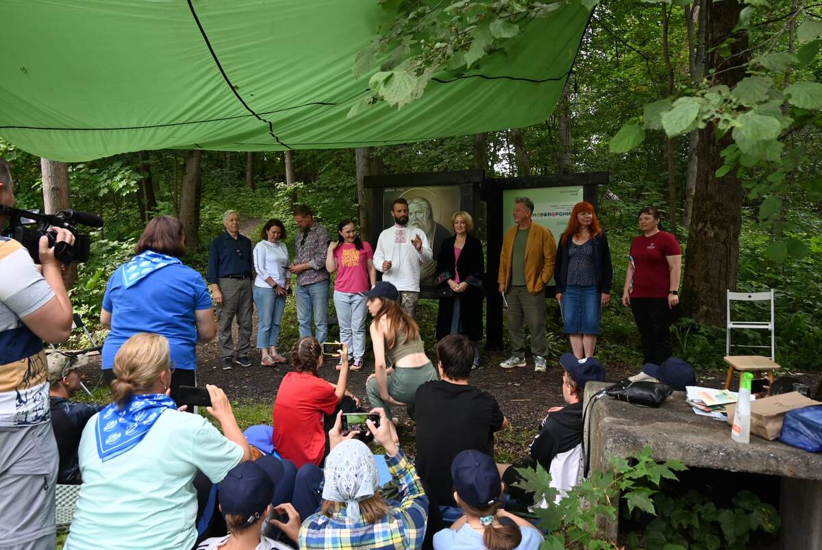 Все фото, представленные в статье, авторов канала. 
