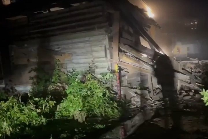 Снос дома Зии Камали в Уфе. скриншот из видео « В Уфе снесли дом татарского богослова Зия Камали (1873-1942)» с канала «Milliar Tatar»