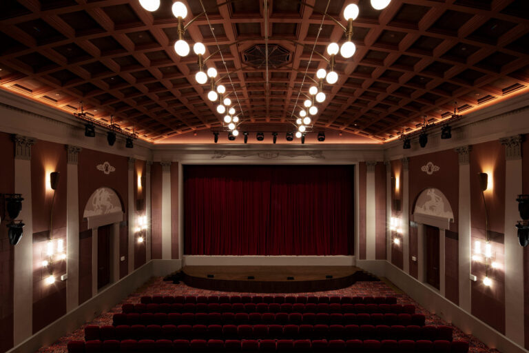    Фото: cinema1909.ru Анастасия Давыдова