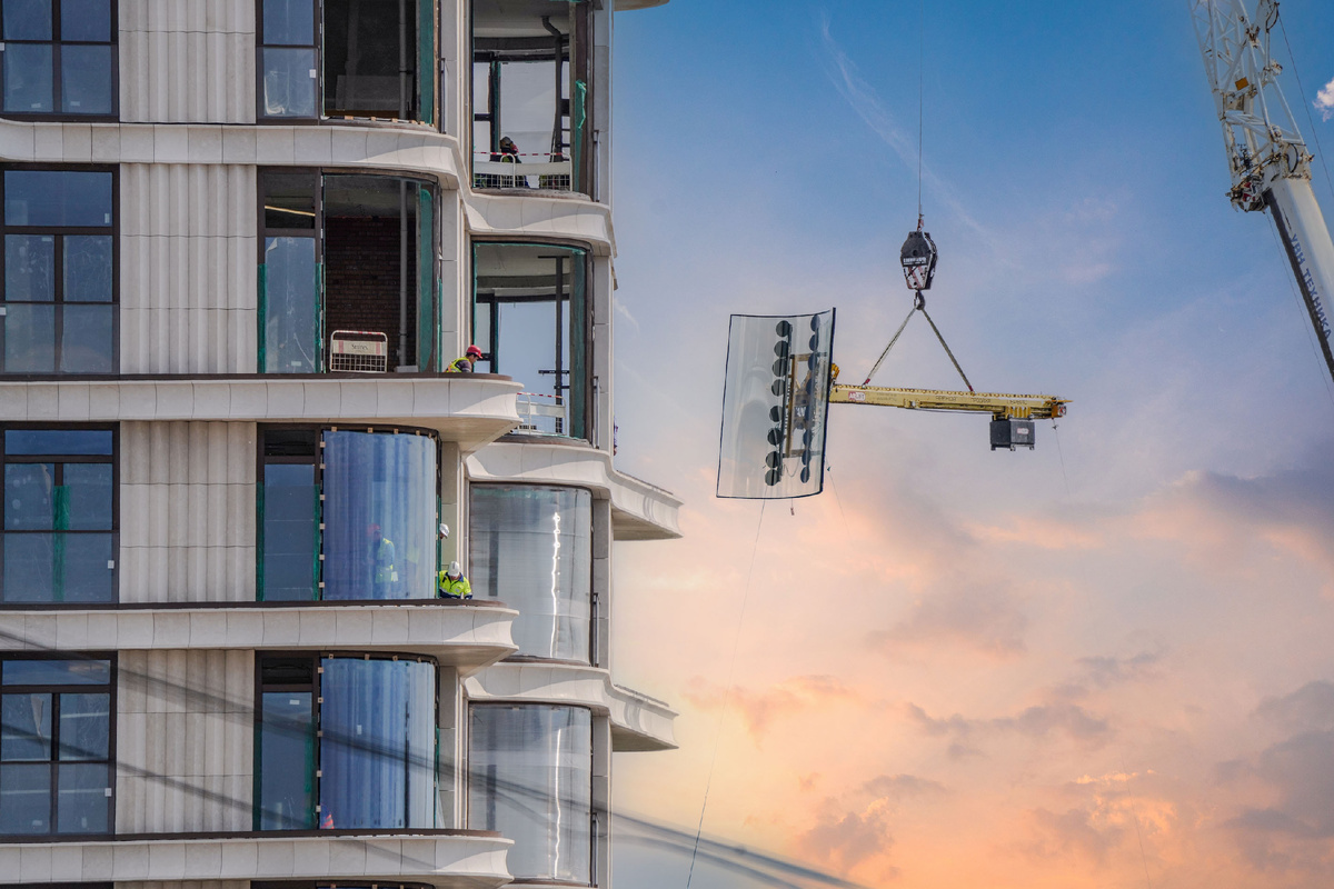 Установка моллированного окна в доме «Лаврушинский»