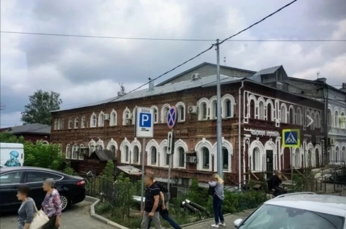    Старинный дом на Стрелке может попасть под снос