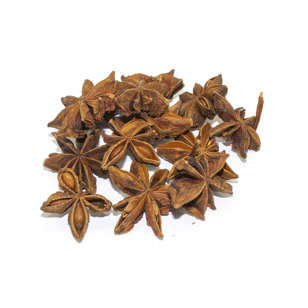 Бадьян целый, также известный как звездчатый анис, поставляется напрямую из Индии в упаковках от 5 до 25 кг. Идеально подходит для оптовых поставок в рестораны, кафе и пищевые производства.