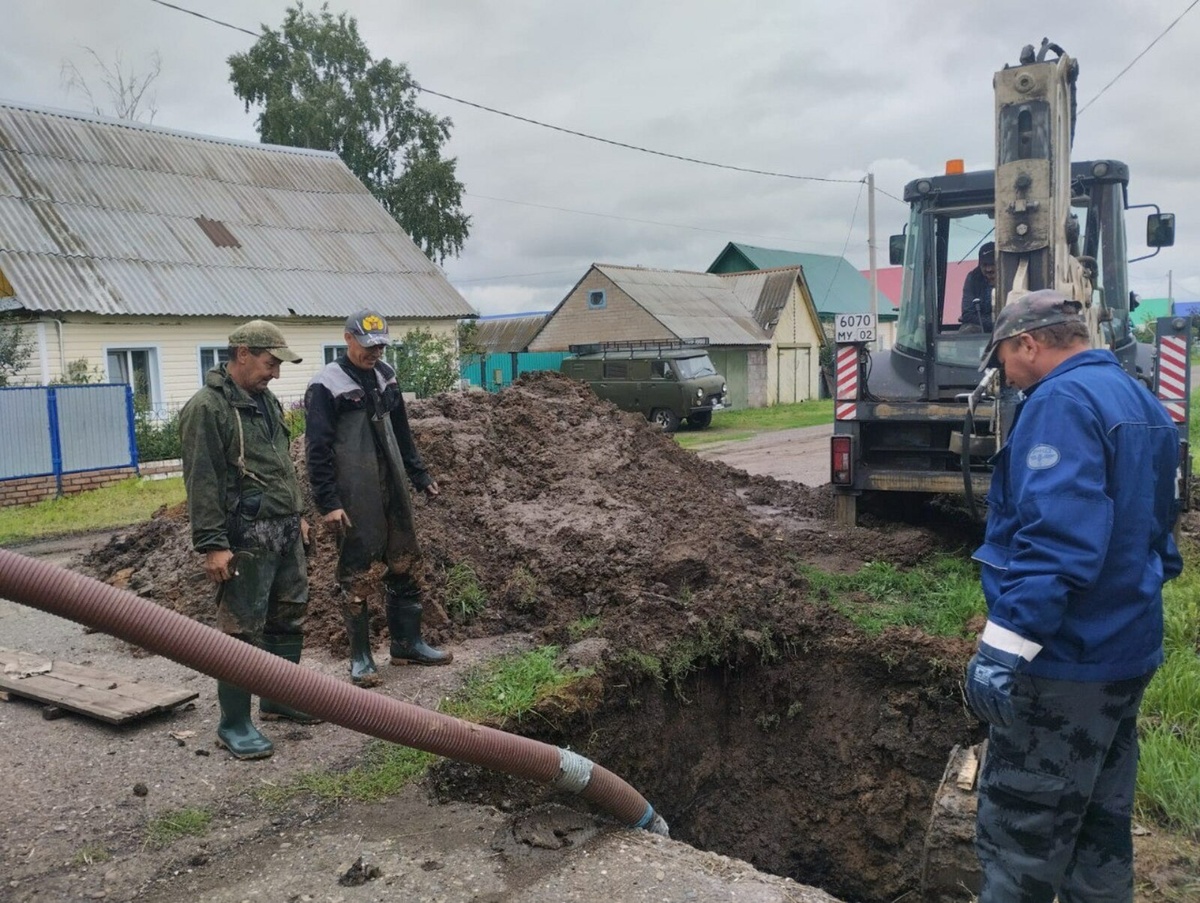 Ремонтные работы идут полным ходом. Фото: МУП «ЖКСК»