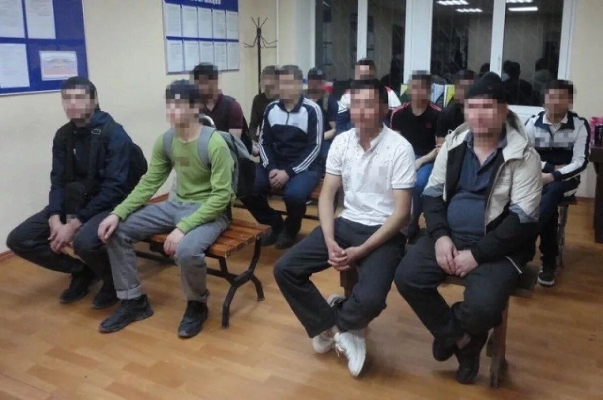    За июль 70 нелегалов выдворили за пределы Калужской области и России