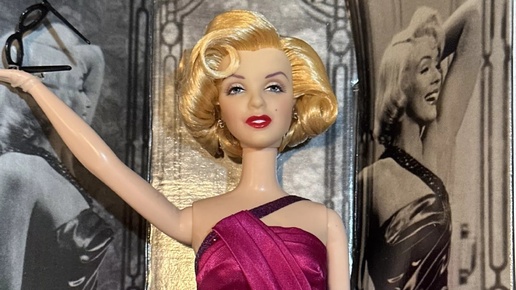 Коллекционная кукла Барби Мэрилин Монро Как выйти замуж за миллионера Barbie Marilyn Monroe How to Marry a Millionaire