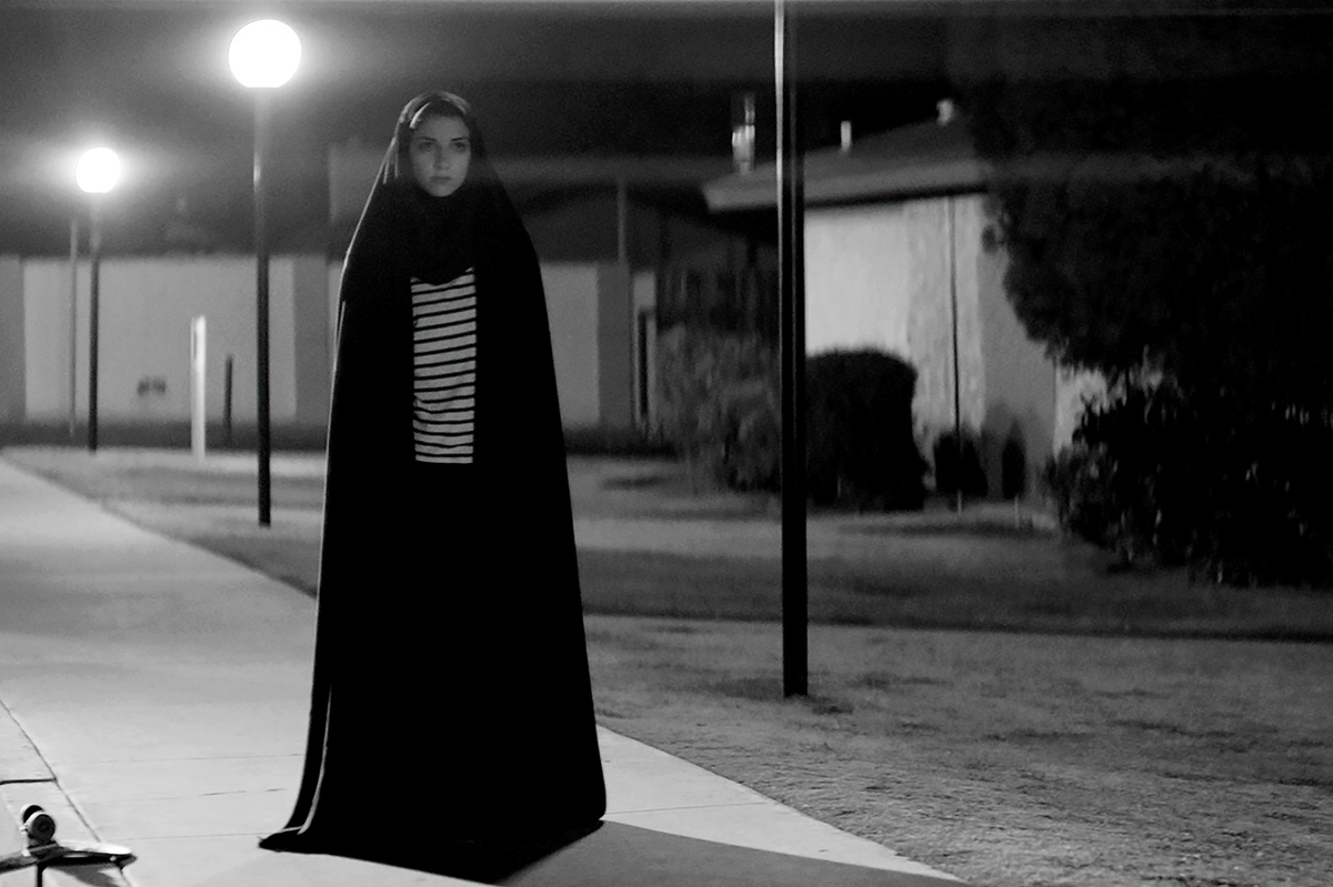 A Girl Walks Home Alone at Night / 2014