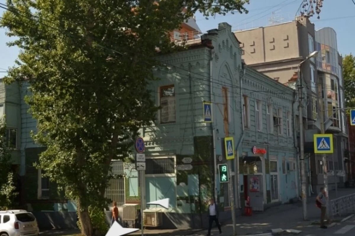    «Кривая избушка».