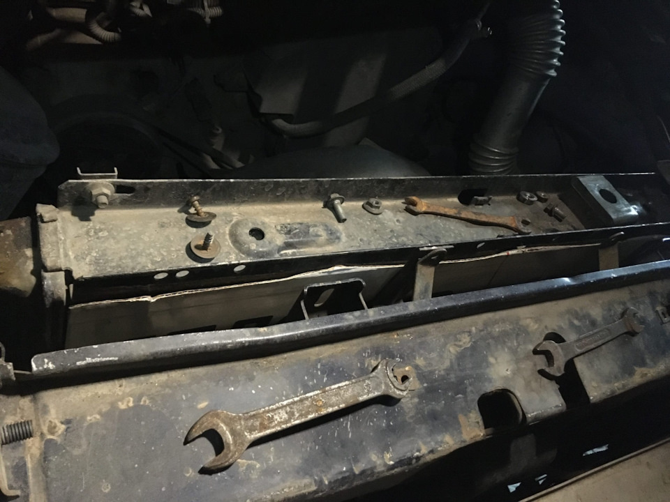 на месте)почти не заметно)