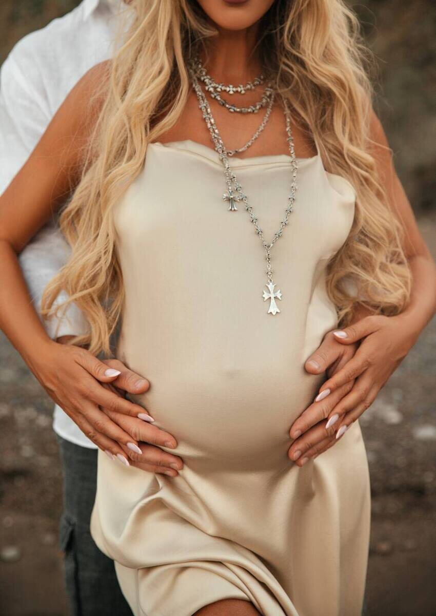 Мария Погребняк с женихом