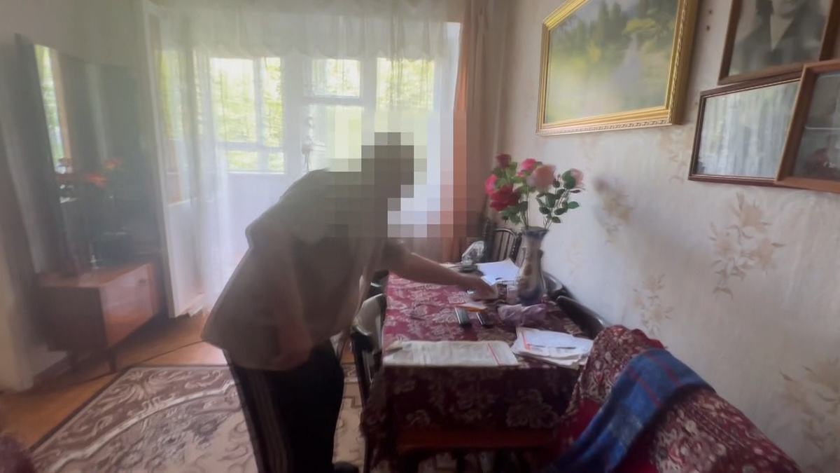    В Иванове лжесоцработница в красивых перчатках развела 90-летнего пенсионера