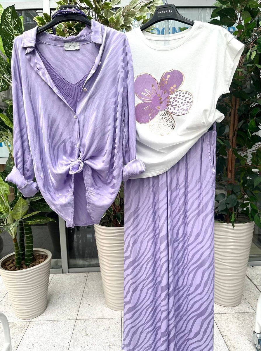 Костюм Joleen 🇮🇹
цена 10500 руб.
