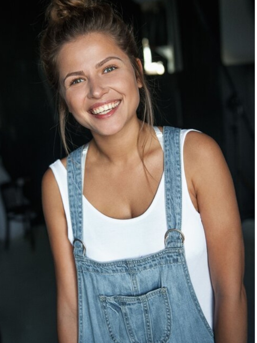 Юлия Топольницкая