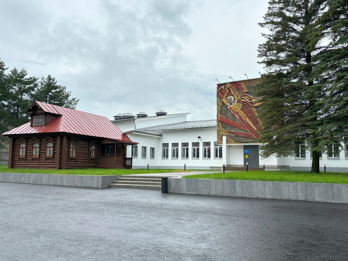 Музейный комплекс "КОСМОС" в поселке Никульское.