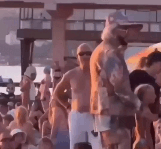 Видео: соцсети