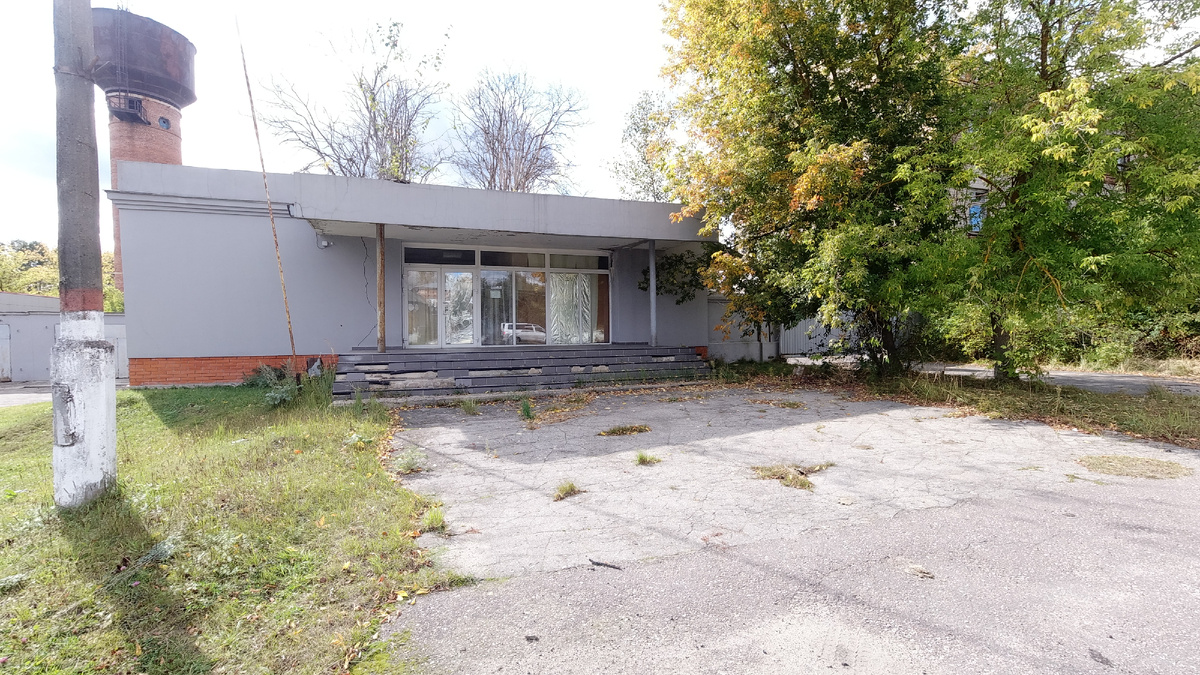 Проходная завода.