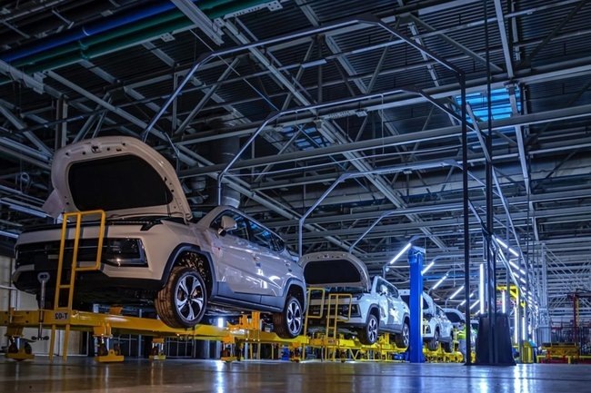    На заводе «Москвич» собрали первые 160 автомобилей
