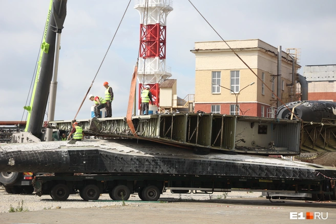 Разгрузка крыльев, фото Е1