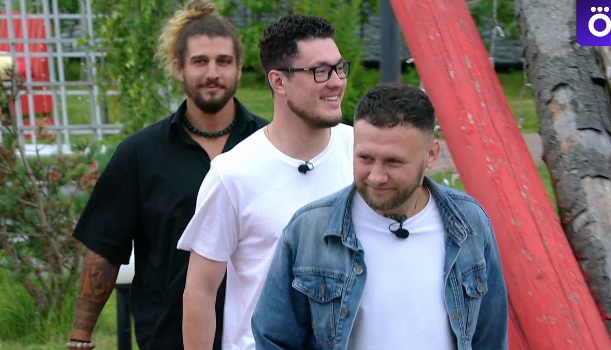 Кирилл Кузнецов, Никита Панин, Кирилл Харланов (фото из эфира на «Okko»)