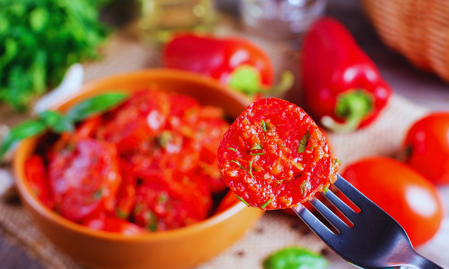 60 минут и вкусная летняя закуска готова! Как приготовить ароматные маринованные помидоры