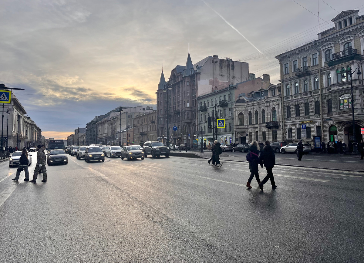 Современное фото