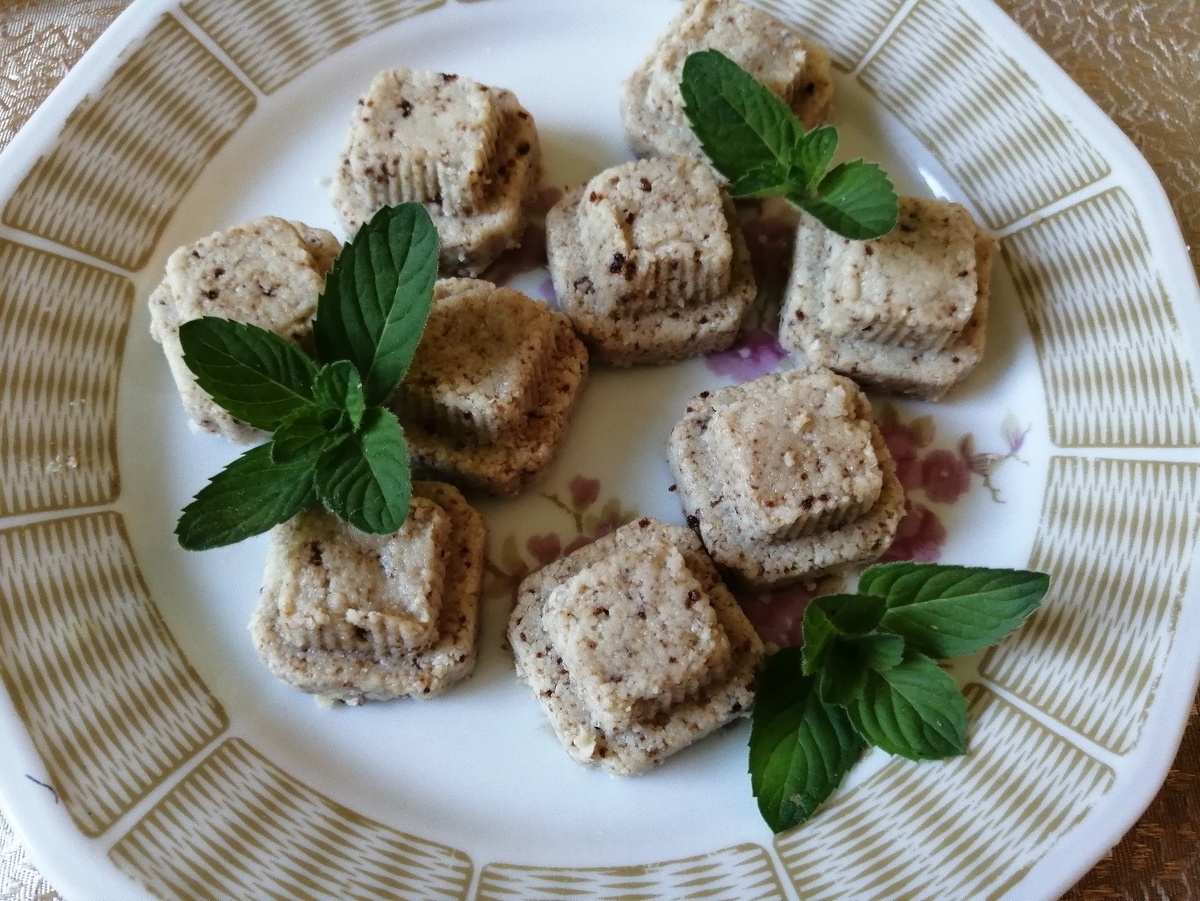 Халва из кунжута с мятой