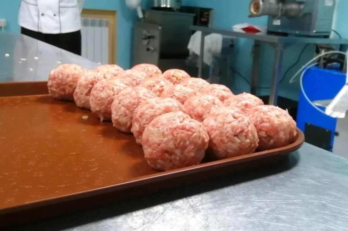    В Башкирии обнаружили говяжьи тефтели, сделанные из мяса птицы