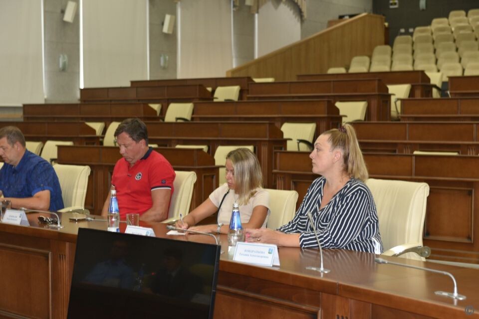    Рабочая встреча. Источник: пресс-служба администрации Барнаула