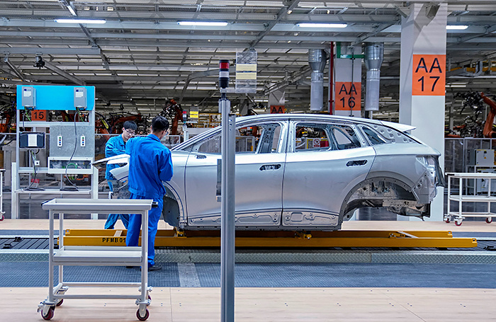    Завод Volkswagen в Китае.Aly Song/Reuters