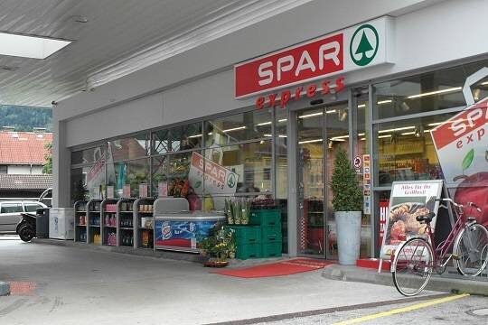    В Госдуме заинтересовались торговой сетью SPAR после выхода ролика о просрочках и антисанитарии