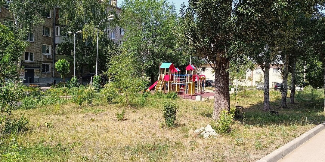 Уборка придомовой территории: кто и как должен следить за чистотой и порядком?