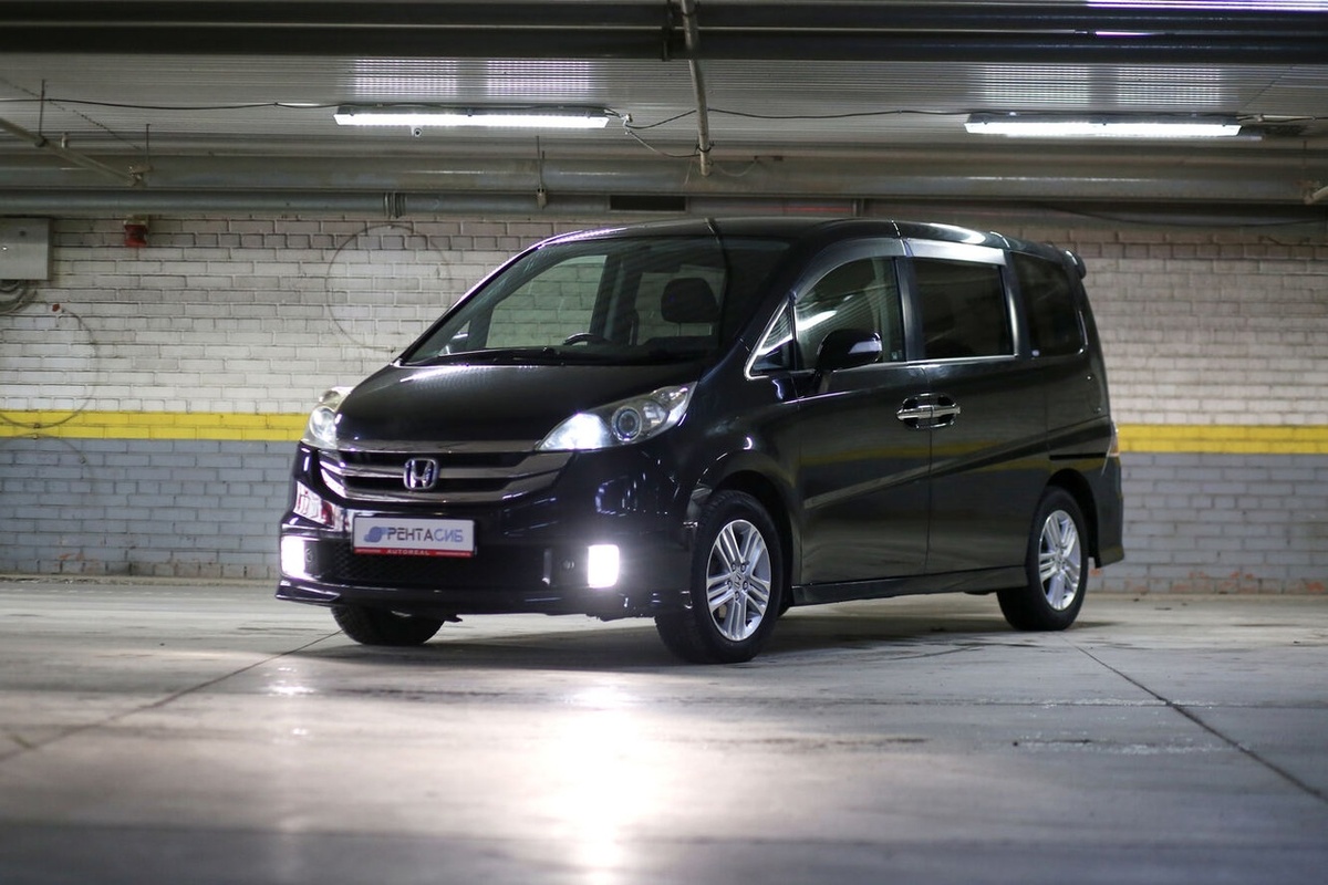 rentasib.ru - Минивэн Honda Stepwgn 2008