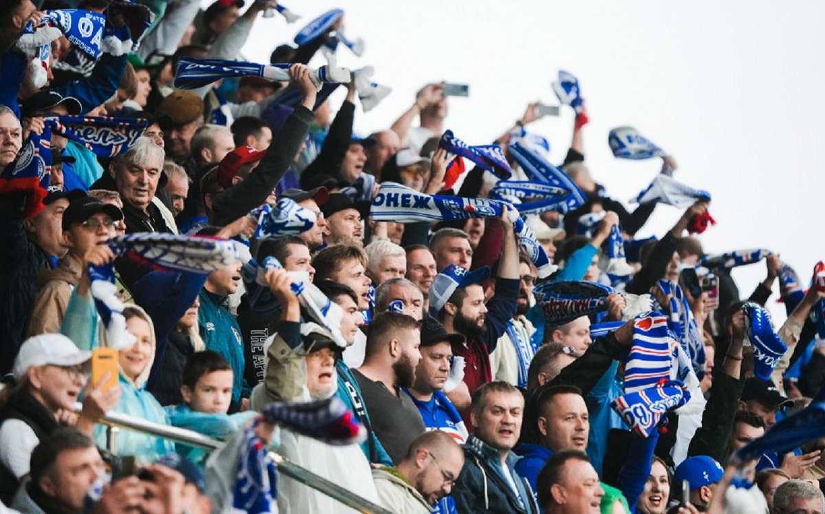    Ведущий «Матч ТВ» назвал воронежцев «гопарями», но пообещал извиниться за это сайт футбольного клуба «Факел»