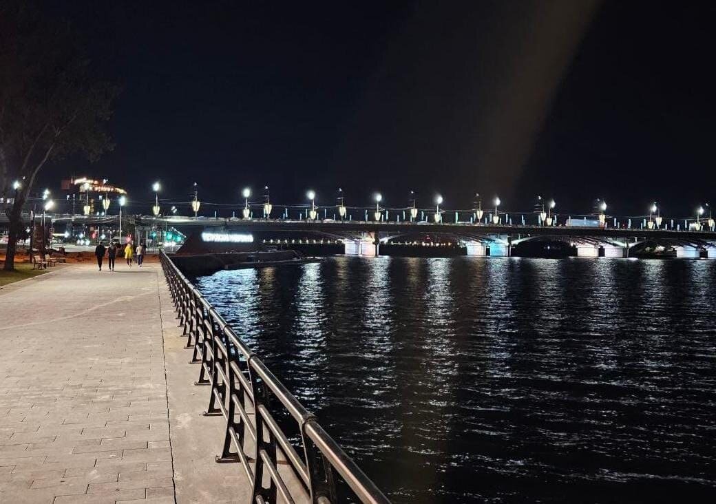 Каток на адмиралтейской площади воронеж фото На Адмиралтейской площади начали подготовку к монтажу катка Лента новостей Вор