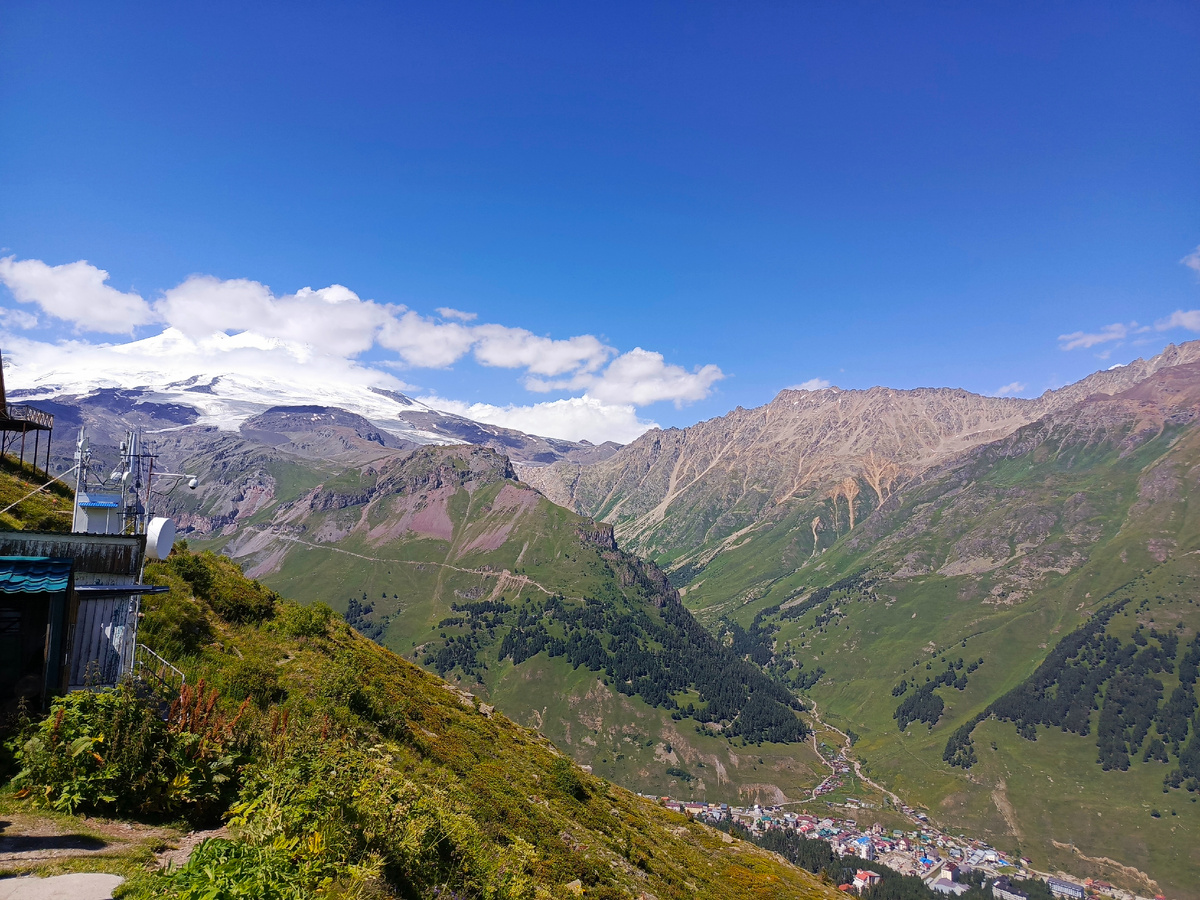 Виды с Чегета