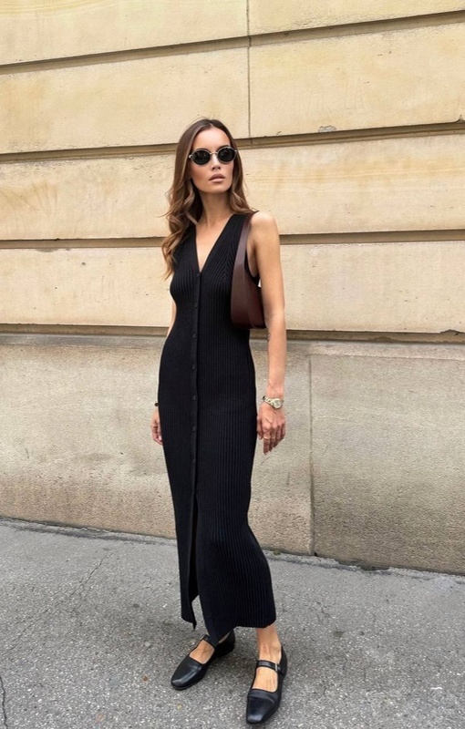 Покупки на летней распродаже — это отличный способ сэкономить на вещах, которые пригодятся как летом, так и осенью