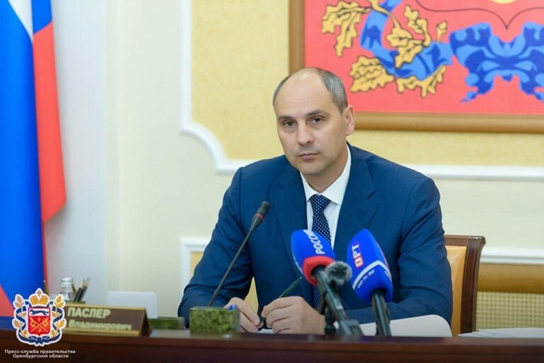    Оренбуржцам, заключившим контракт на СВО, увеличат региональную выплату до 400 тыс рублей Марина Шарт