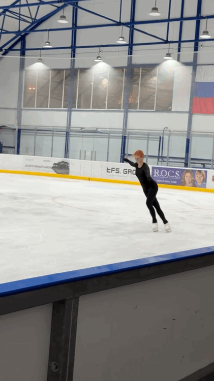 Видео из тгк фигуристки