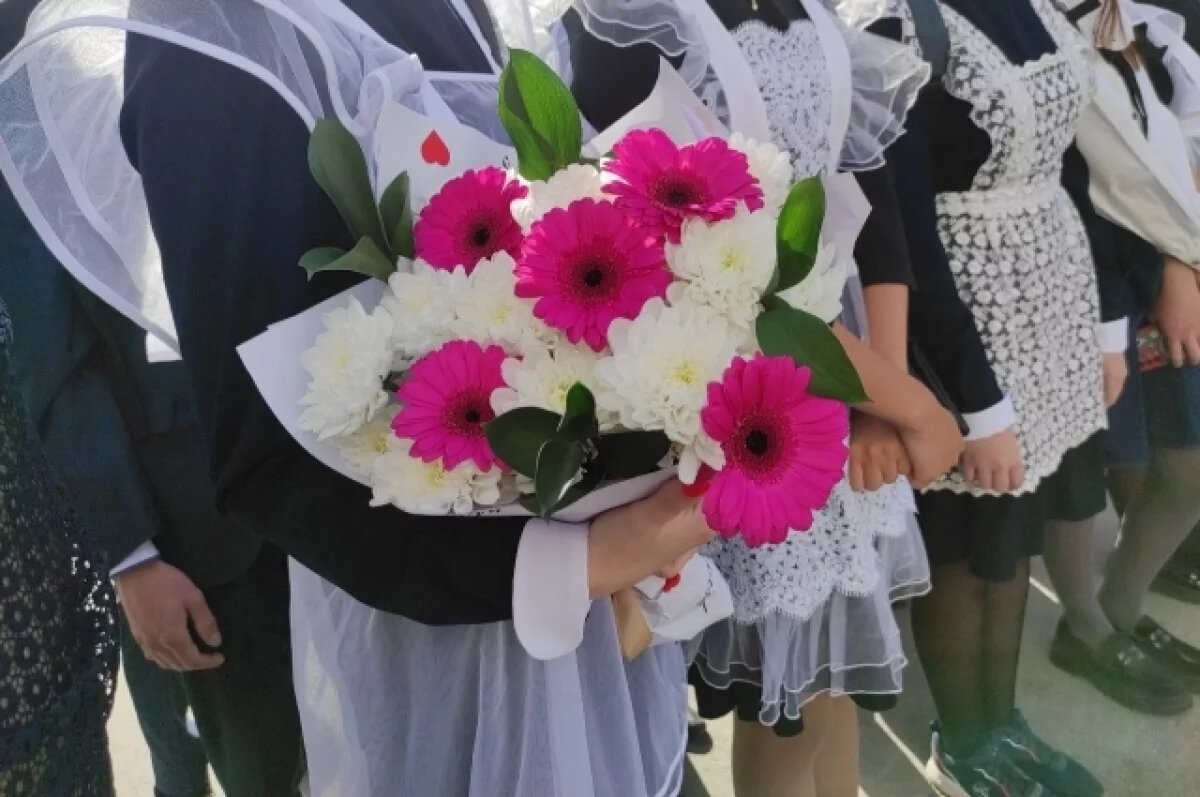    Плюс один день: в Тюмени в 2024 году линейки пройдут 2 сентября