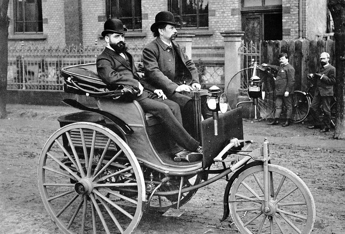 Карл Бенц и первый автомобиль. 1886 год.
